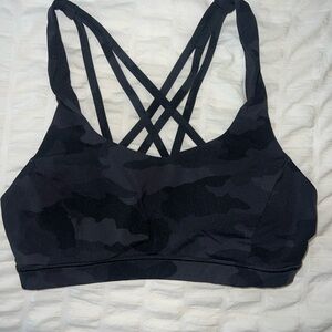 lululemon free to be serene heritage black Camo Sports Bra C/D cup